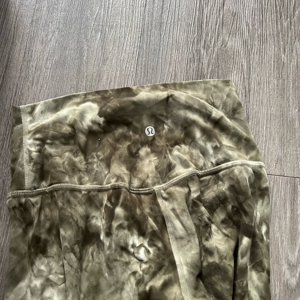 Lulu lemon green tie dye align crop  leggings